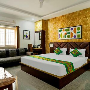 Spacious Deluxe Room Seating Area